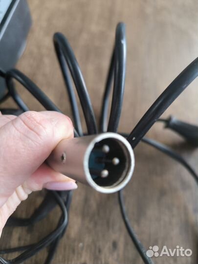 Зарядка для аккумулятора 36 в