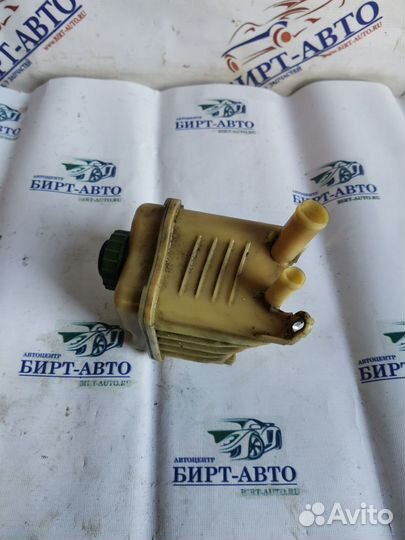 Бачок гур Volkswagen Touareg 08 BAR 4.2