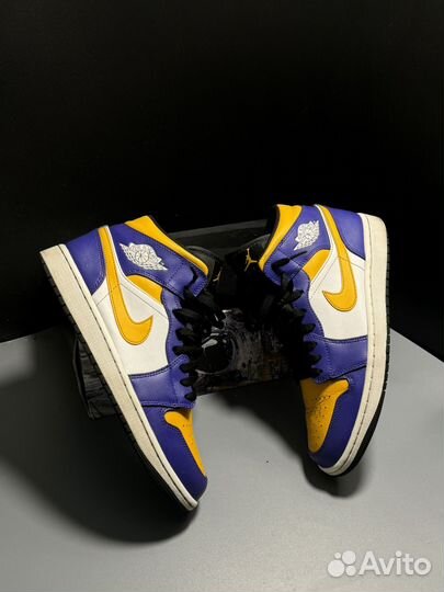 Air Jordan 1 Mid Lakers (42.5eur) (оригинал)