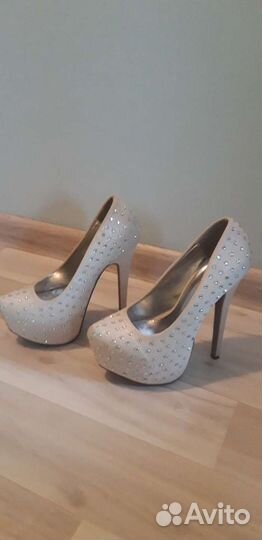 Туфли праздничные