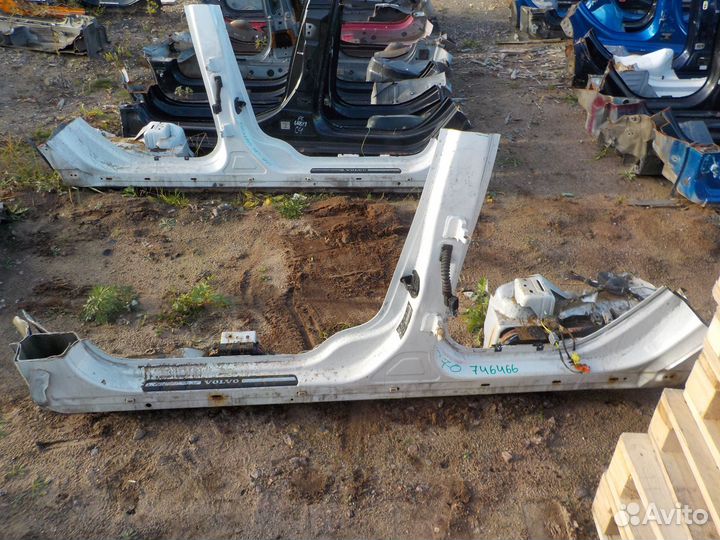 Б/У Б/У Порог левый Volvo XC 70 2007- 31213939