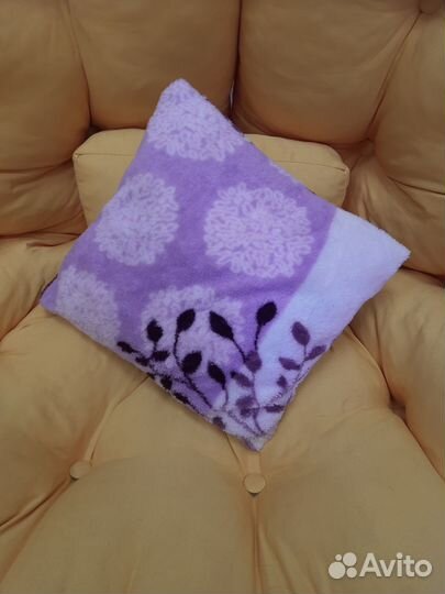 Продам подушки новые