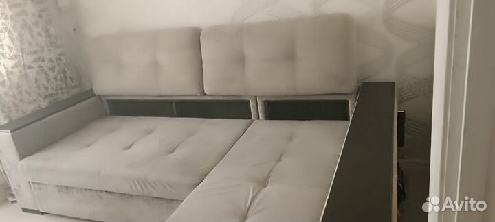 Диван угловой