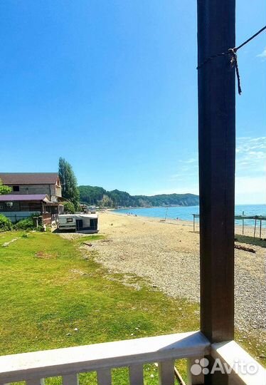 Отель на пляже, Лдзаа Абхазия. Старый причал