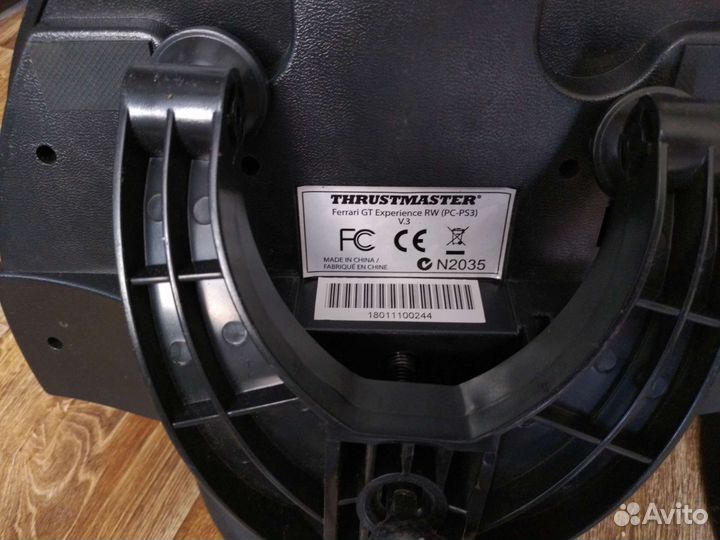 Игровой руль с педалями Thrustmaster Ferrari GT