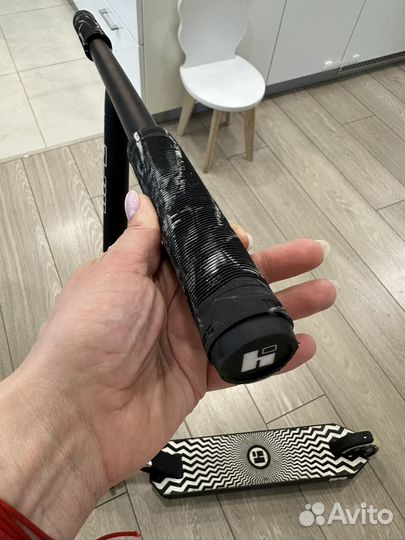 Трюковый самокат hipe H4 чёрный