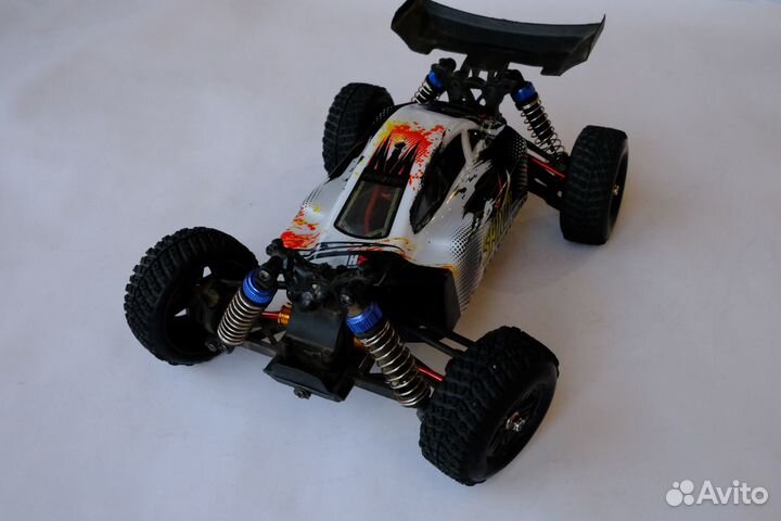 Радиоуправляемая модель himoto 1/18