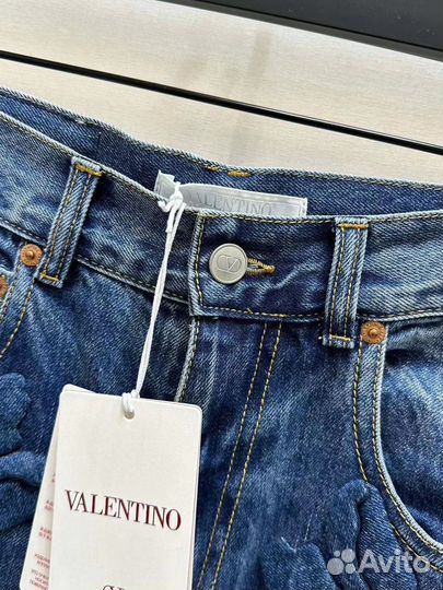 Джинсы Valentino в наличии