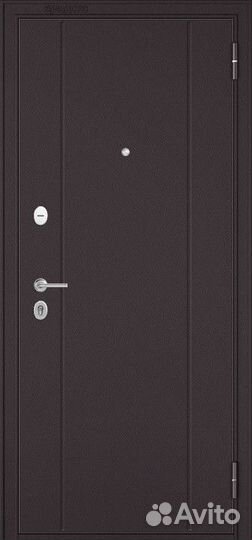 Дверь входная в квартиру