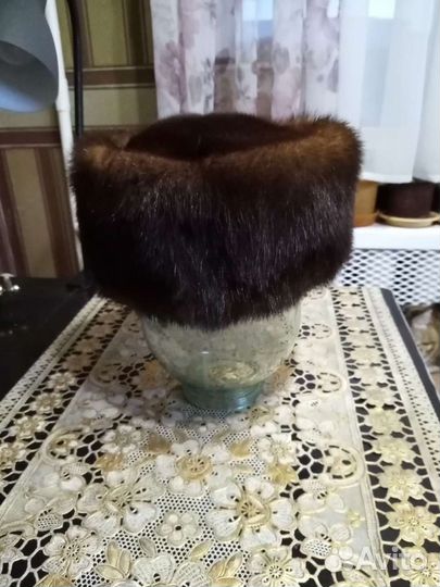 Женская шапка