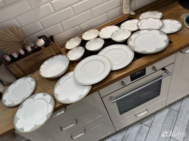 Набор столовой посуды сервиз костяной фарфор