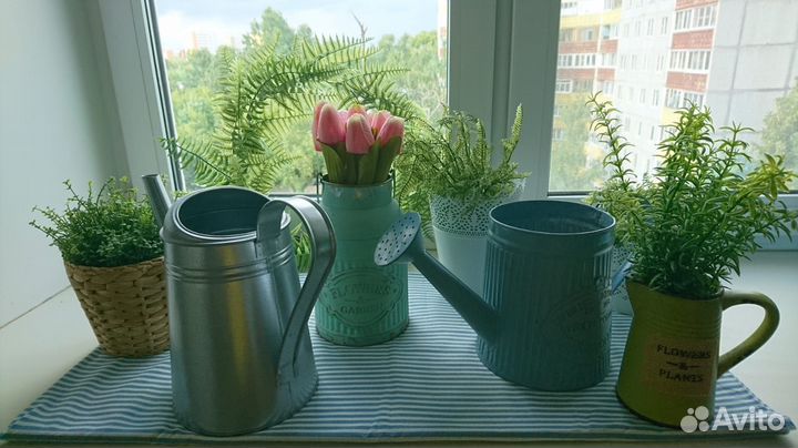 Вазы и декоративные ящики для цветов