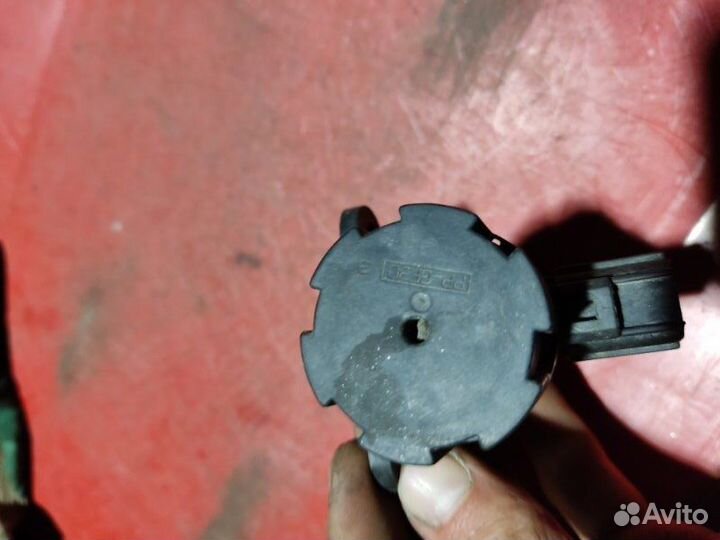 Клапан электромагнитный Ford Focus 1 седан 2.0I