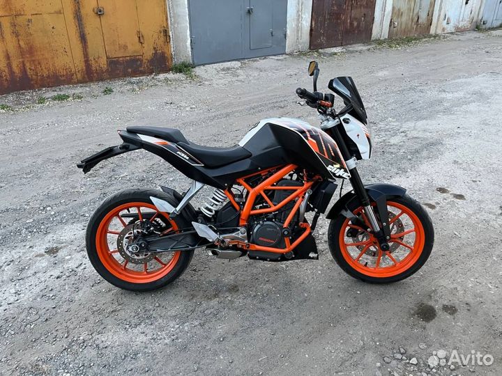 KTM duke 390
