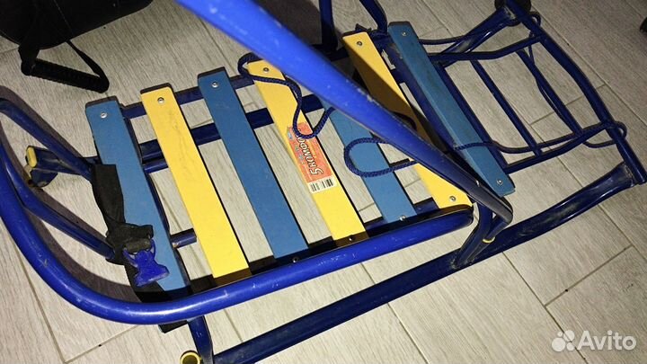 Детские санки с ручкой