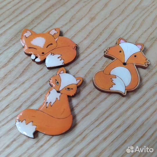 Лисы и корги из эпоксидной смолы