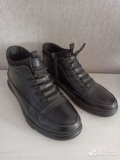 Кроссовки, ботинки демисезонные