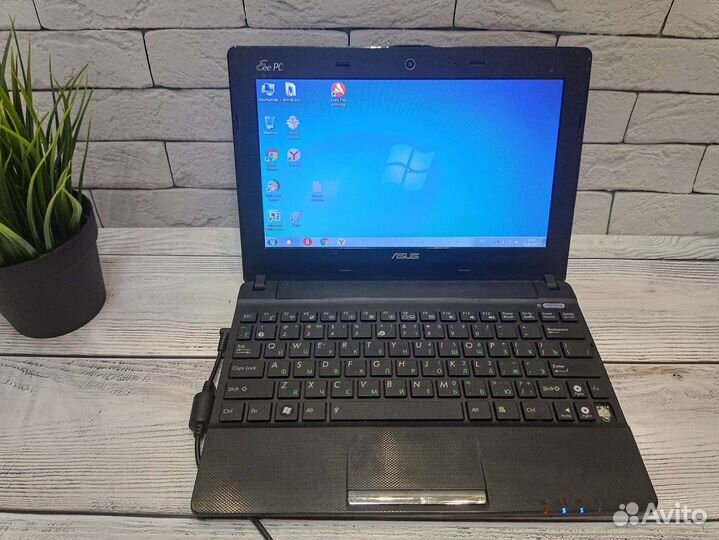 Нетбук Asus