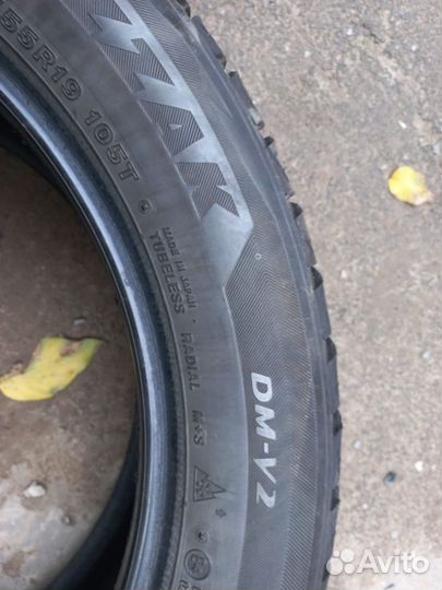 Bridgestone Blizzak DM-V2 235/55 R19