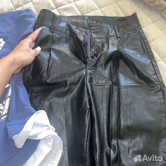 Набор женских вещей S