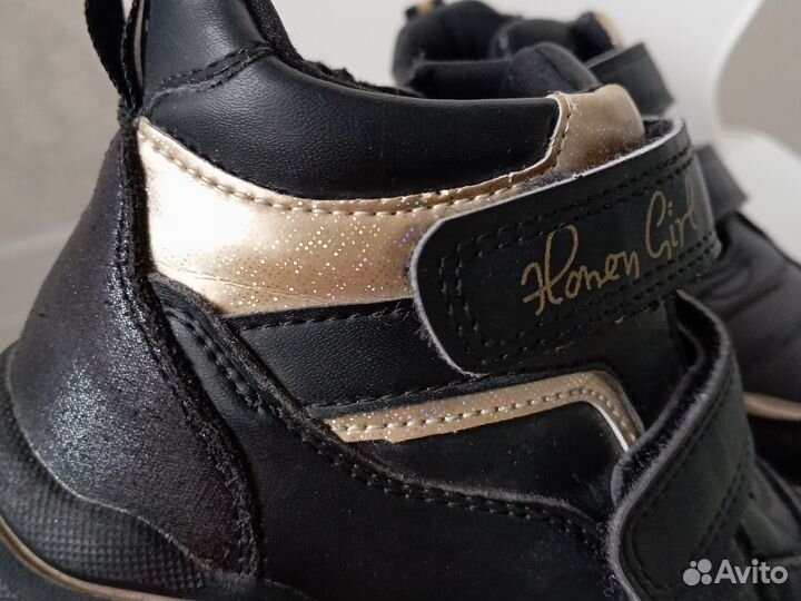 Ботинки для девочки 28