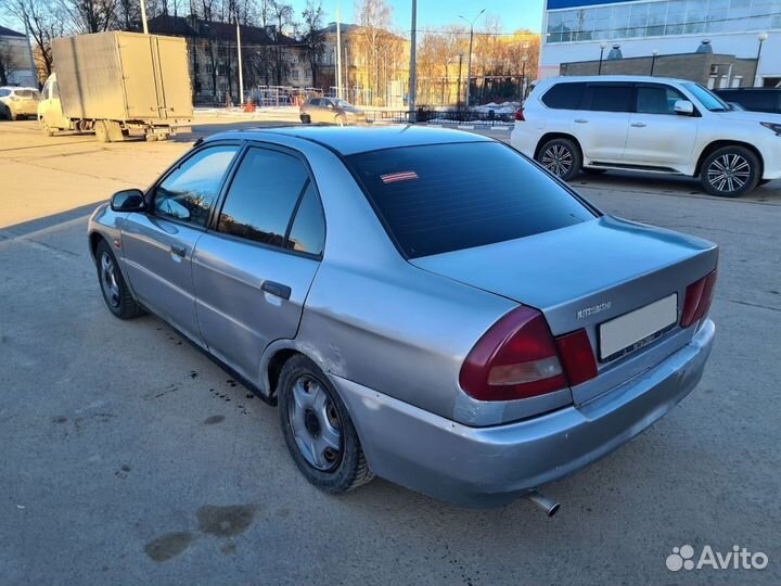 Mitsubishi Lancer 1.3 AT, 1997, 215 000 км