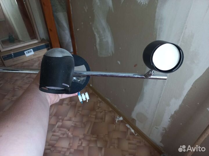 Светильник настенный