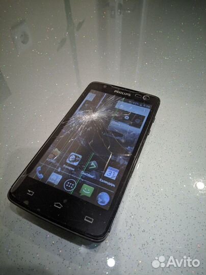 Philips Xenium W732, 4 ГБ