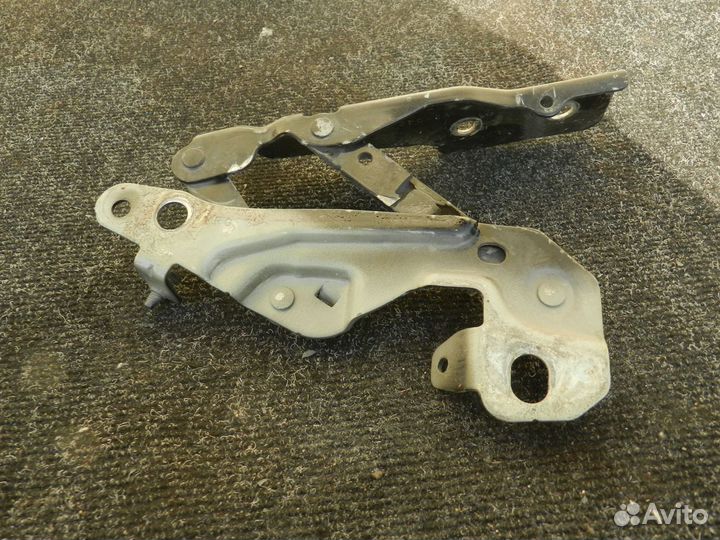 Петля капота правая Dodge Caliber