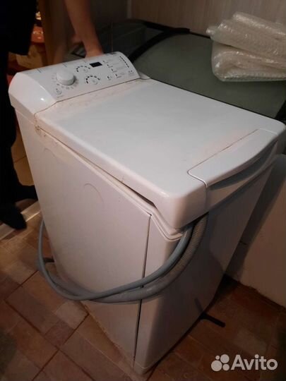 Стиральная машина с вертикальной загрузкой