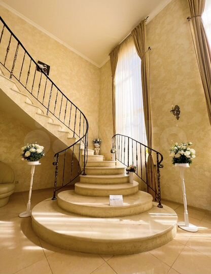 Дом 588 м² на участке 25 сот.