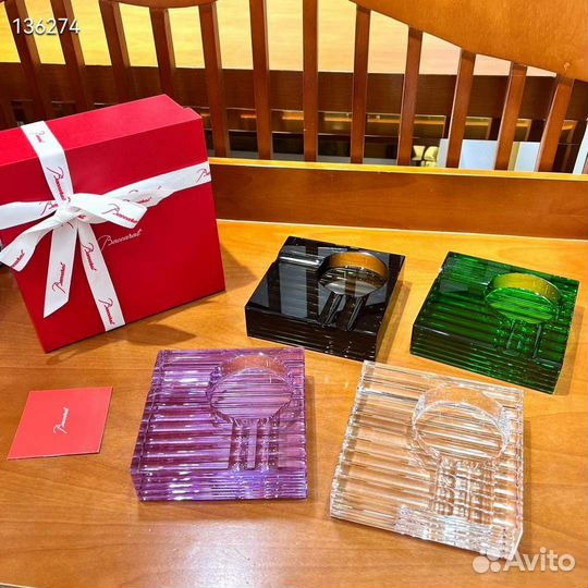 Baccarat хрусталь пепельницы цветные