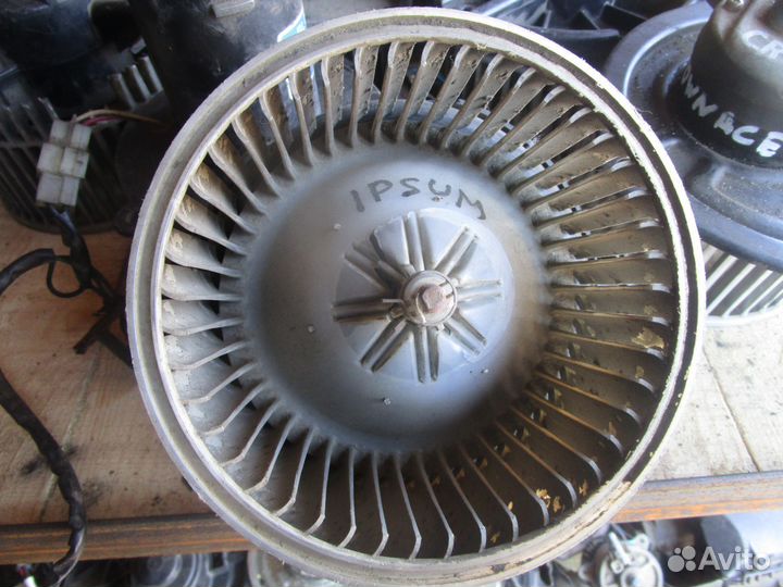 Мотор печки Toyota Ipsum