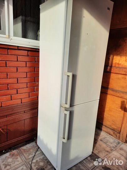 Холодильник LG