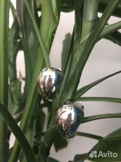 Клипсы, маркировка 1976 Givenchy, Paris New York