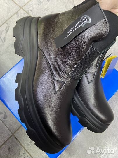 Новые ботинки котофей