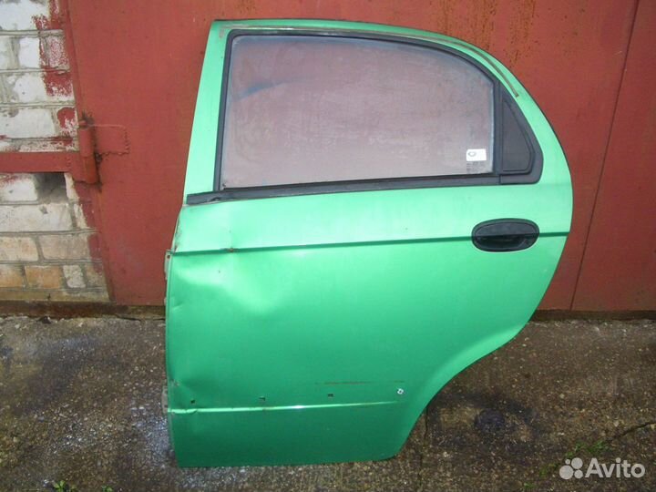 Дверь задняя левая Шевроле Спарк с05-10г