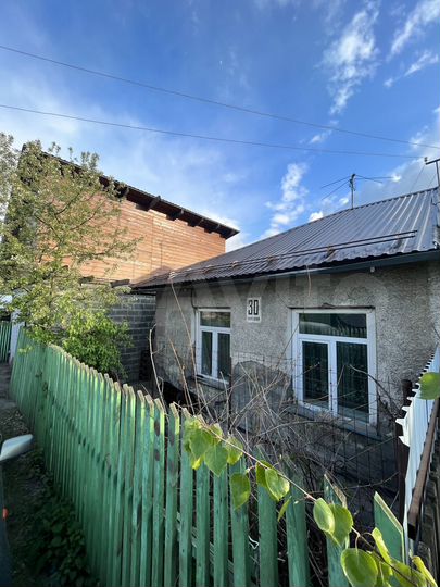 Дом 54 м² на участке 2 сот.