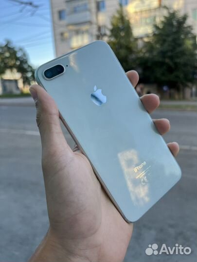 iPhone 8 Plus, 256 ГБ