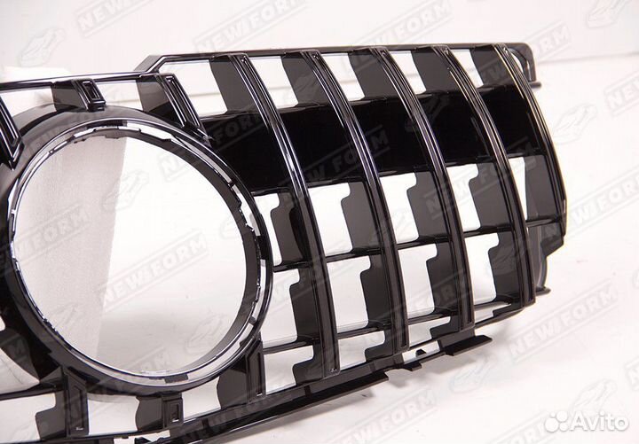 Решетка радиатора GT черная Mercedes GLK