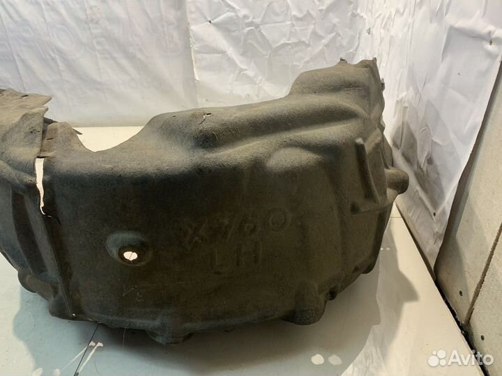 Локер (задний, левый) (Jaguar XE)