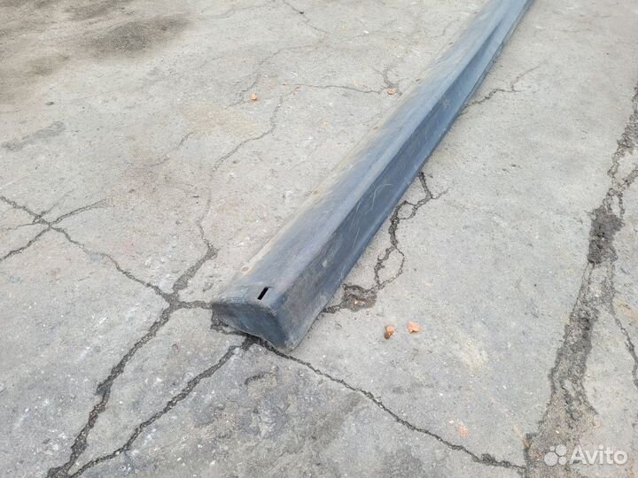 Накладка левого порога на Galant 8 EA