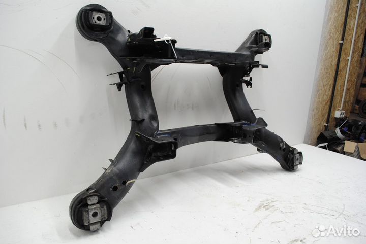 Подрамник Mercedes ML/GLE W166 2011-2018