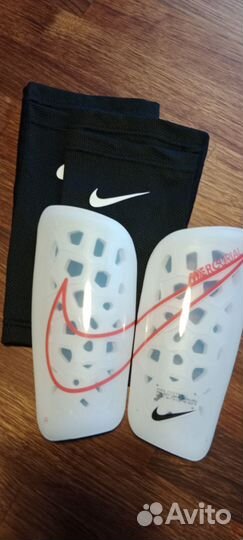 Щитки футбольные nike mercurial