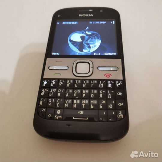 Телефон Nokia Е5-00