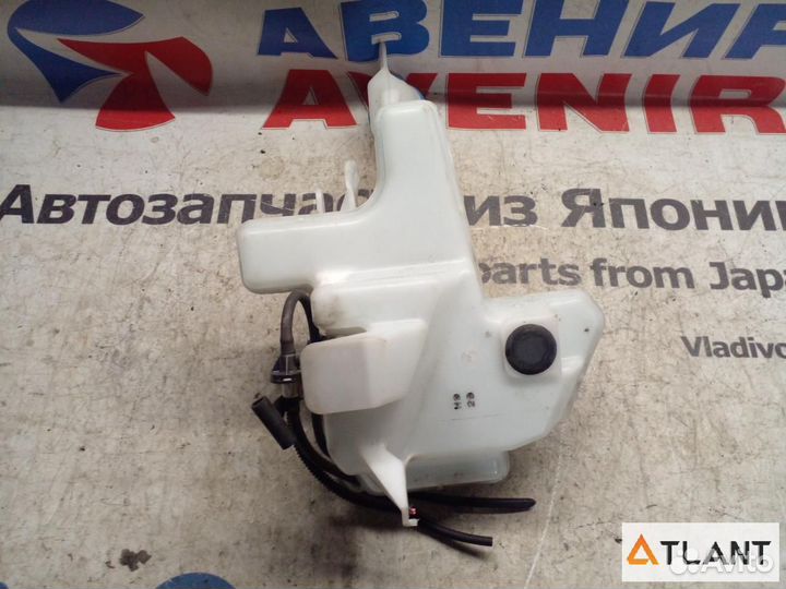 Бачок стеклоомывателя honda FIT, vezel