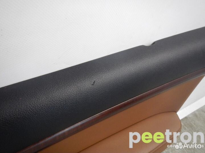 Б/У Б/У Обшивка двери задней правой б/у 6760360190