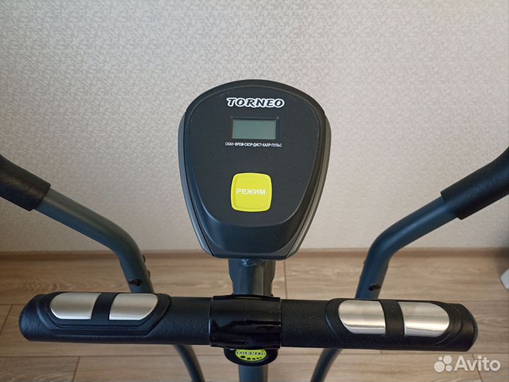 Эллиптический тренажер torneo
