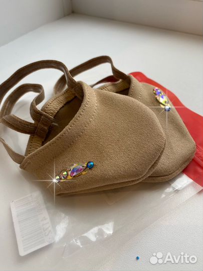 Расклека полутапочек стразами для гимнастики