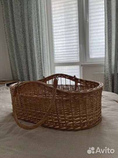 Плетеная корзина люлька